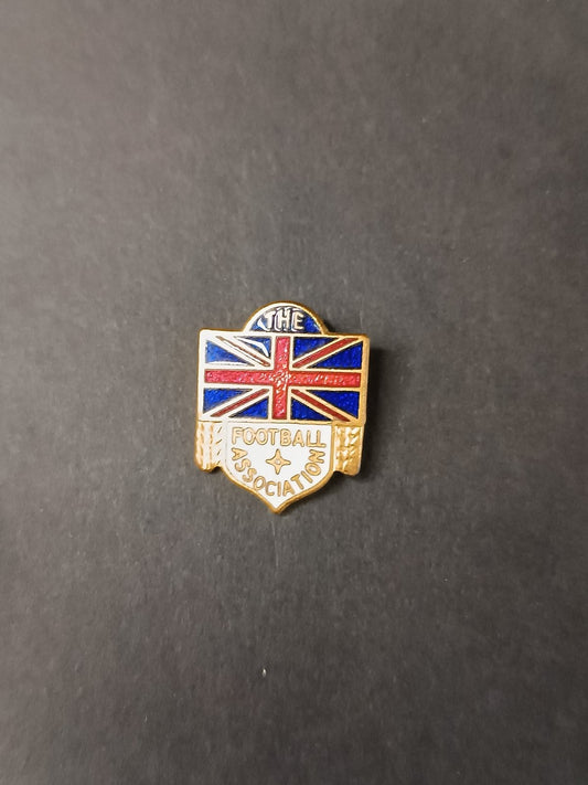 spilla badge pins The Football Association (FA)