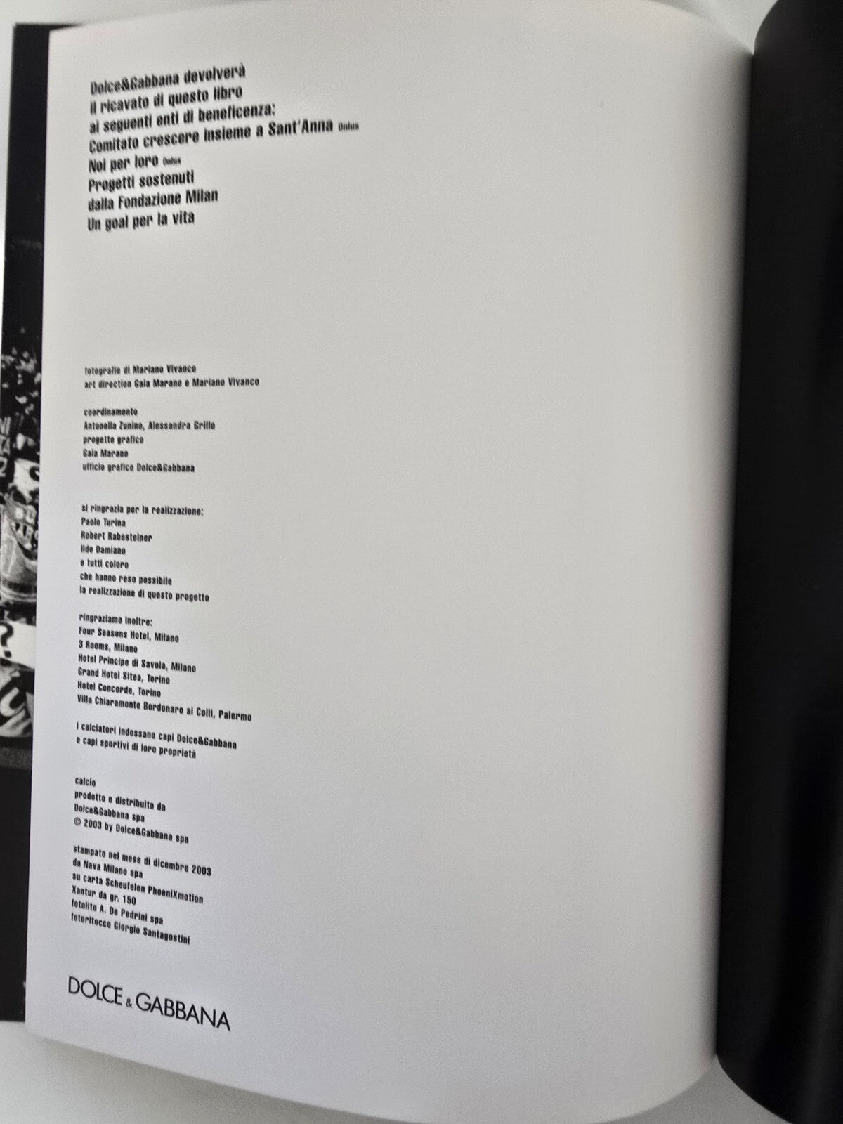 Dolce & Gabbana Libro "CALCIO" 2003 Del Piero e altri pallone in cuoio numerato