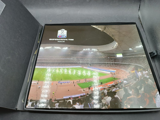 Volume con cofanetto Supercoppa Tim 2010-2011 Pechino