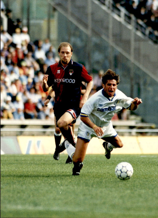 Foto fotografia d'agenzia calciatore squadra calcio Genoa 6