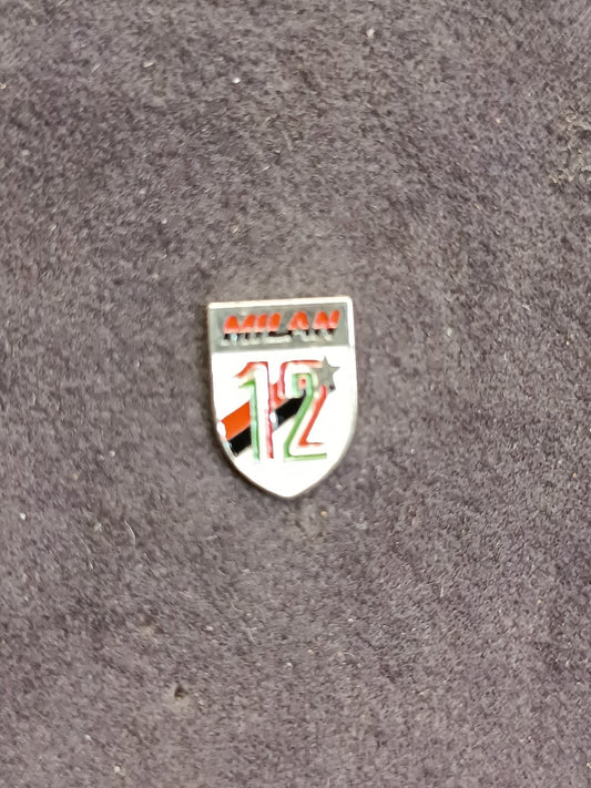 Old Pins Pin Badge Spilla A.C.Milan 12 scudetto senza piedino 245