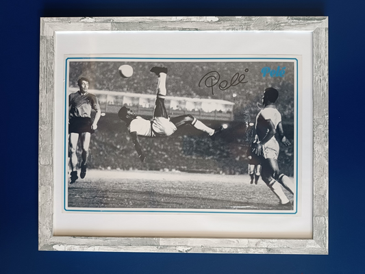 quadro con poster PELE' autografato Pelelegacy