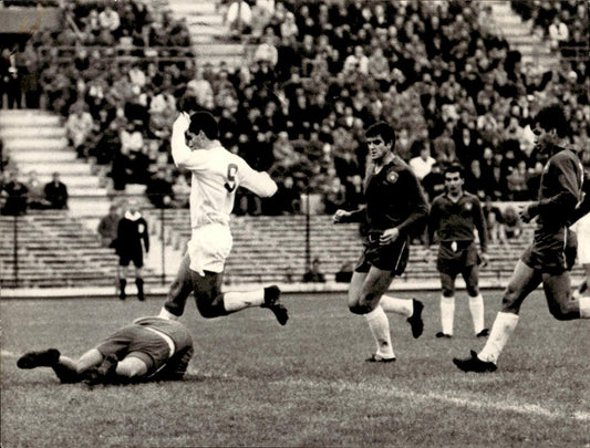 Foto fotografia d'agenzia partita calcio Cile-Sevilla 1
