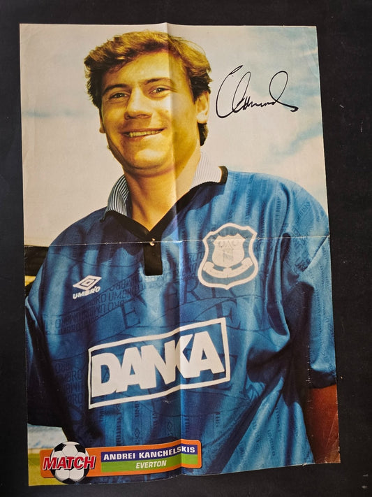 Autografo autograph originale su poster doppia pagina Andrei Kanchelskis Everton