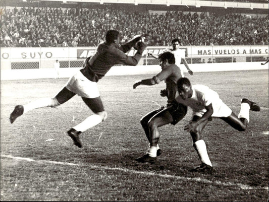 Foto fotografia d'agenzia calcio Sud America-Per� calciatore Zegarra