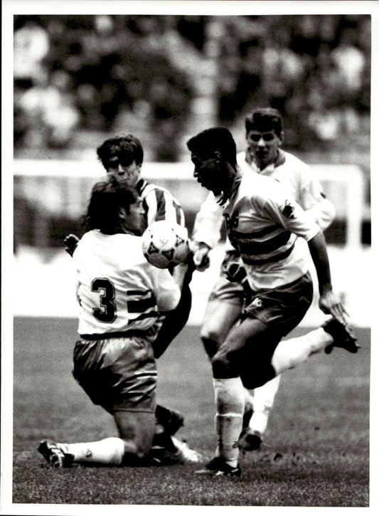 fotografia originale in campo azione di gioco SAMPDORIA anni 80/90