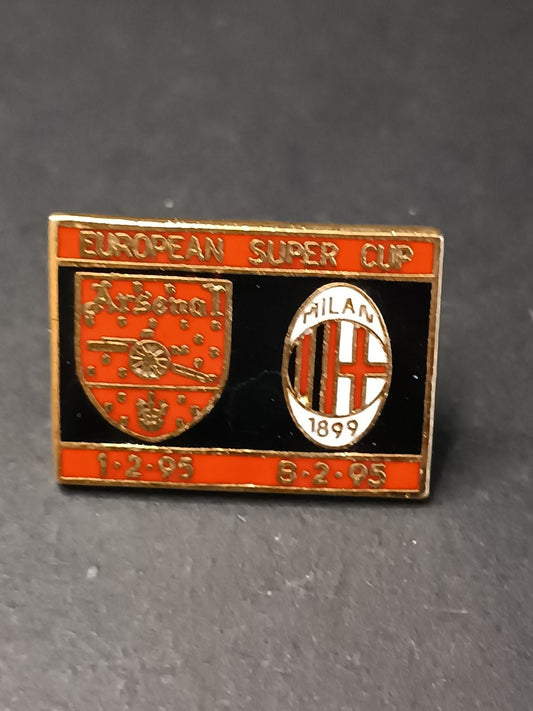 Old Pins Pin Badge Spilla A.C.Milan Arsenal Milan 1995 super cup  a spilla 486