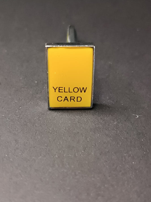 spilla pins badge Yellow Card