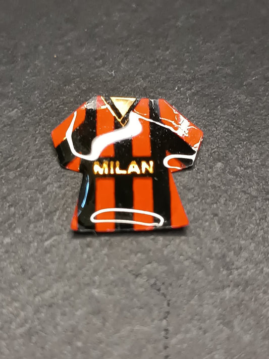 Old Pins Pin Badge Spilla A.C.Milan maglia milan  senza piedino 281