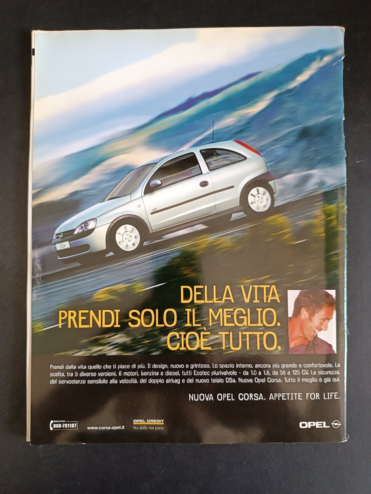 rivista FORZA MILAN - anno 2001 - n 6 Javi Moreno (con poster record derby)