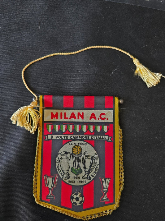 A.C. Milan 1899 mini gagliardetto anni 60/70 6