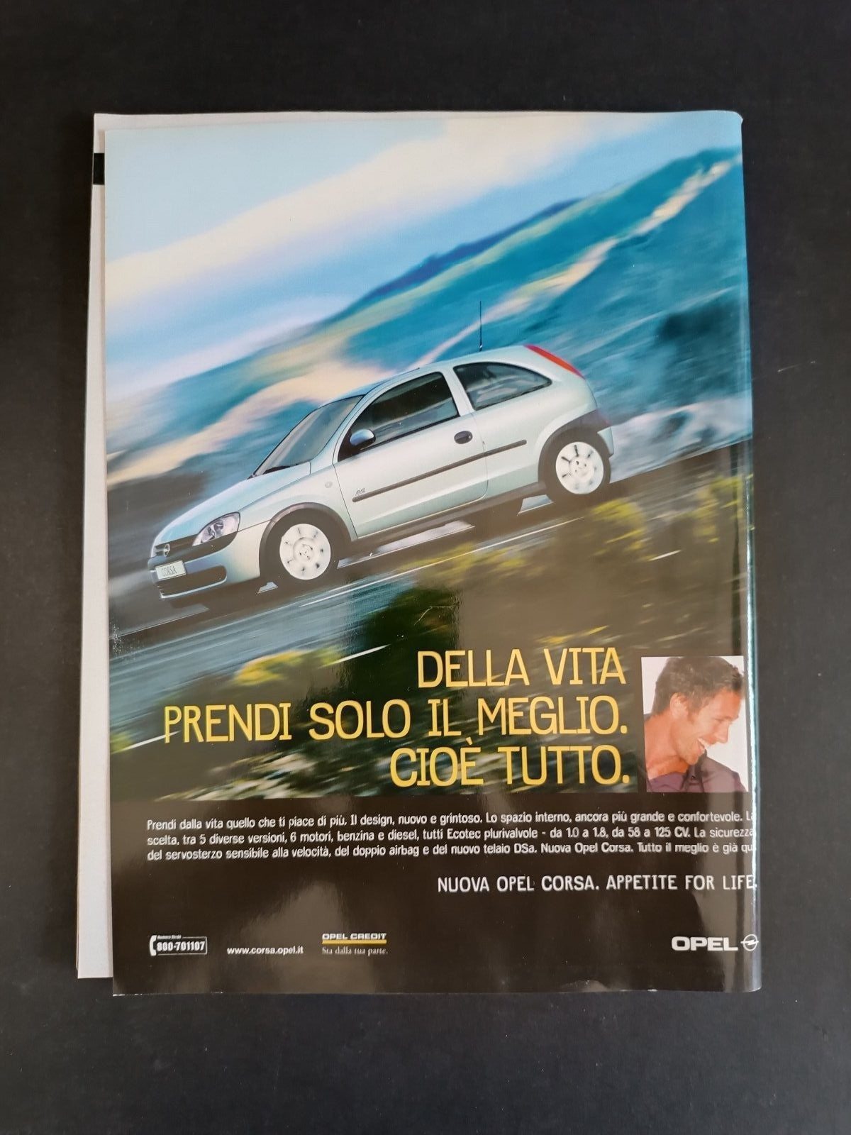 rivista FORZA MILAN - anno 2002 - n 3 Rui Costa (con poster)