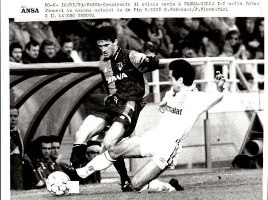 Foto fotografia d'agenzia calciatore squadra calcio Genoa Panuccu contro Pin
