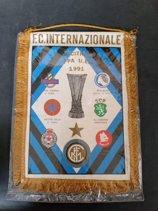 gagliardetto fanion pennant Internazionale fc milano  1908 coppa Uefa 1991