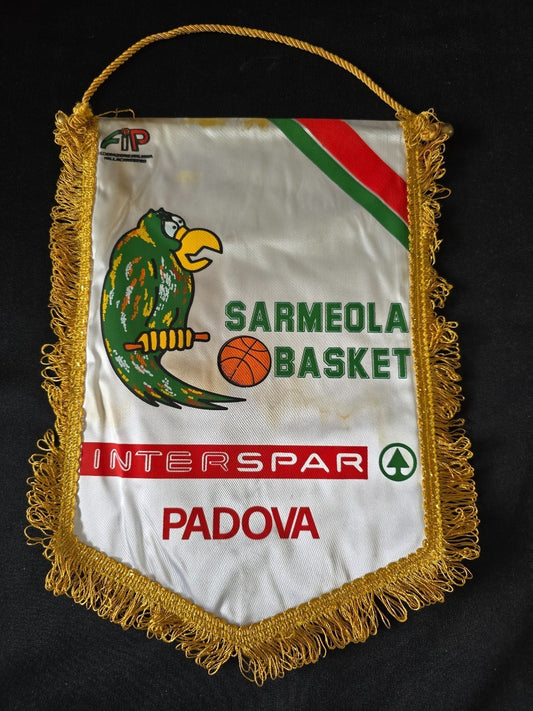Gagliardetto Pennant  SARMEOLA BASKET INTERSPAR PADOVAoriginale anni 80
