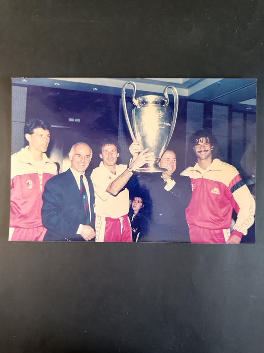 Foto coppa campioni Berlusconi Sacchi F. Baresi Gullit Van Basten