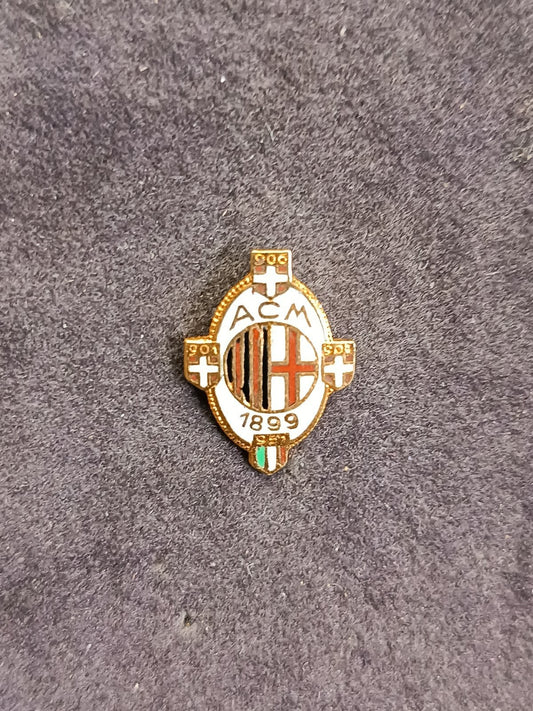 Old Pins Pin Badge Spilla A.C.Milan 4 scudetti senza piedino 243