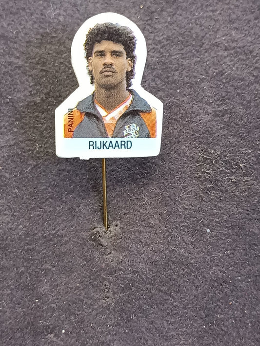 Old Pins Pin Badge Spilla A.C.Milan sialla da giacca Frank Rijkaard panini 487