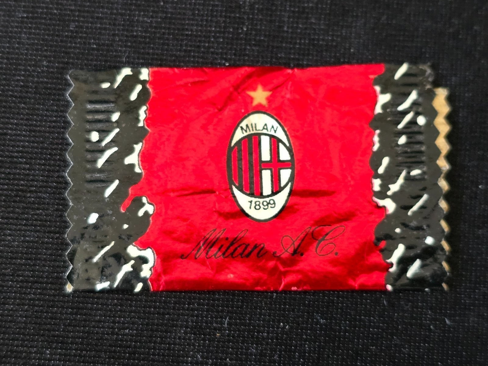 A.C Milan incarto aperto Cioccolatini al latte