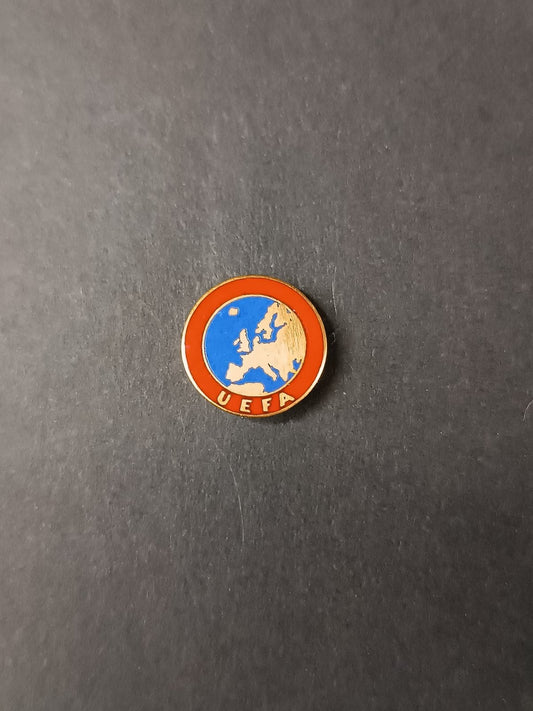 spilla badge pins UEFA