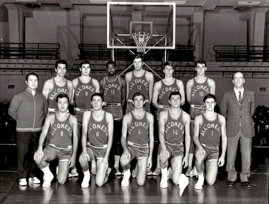 Foto Squadra Originale 1968/69 All'onesta' A.D. Pallacanestro Milano 1958 Basket