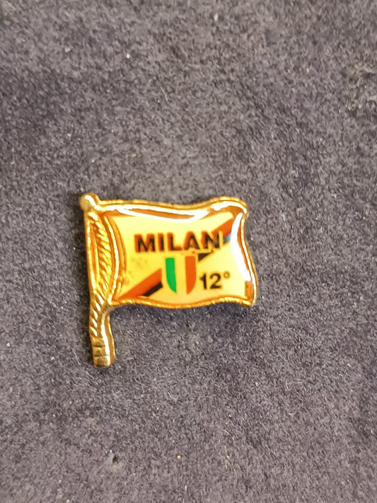 Old Pins Pin Badge Spilla A.C.Milan Bandiera flag 12 senza piedino 249