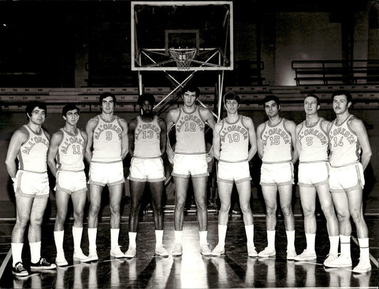 Foto Squadra Originale 1968/69 All'onesta' A.D. Pallacanestro Milano 1958 (3)