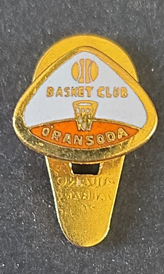 ORANSODA BASKET Club Cantu' pallacanestro BASKET spilla originale anni 70  OMEA
