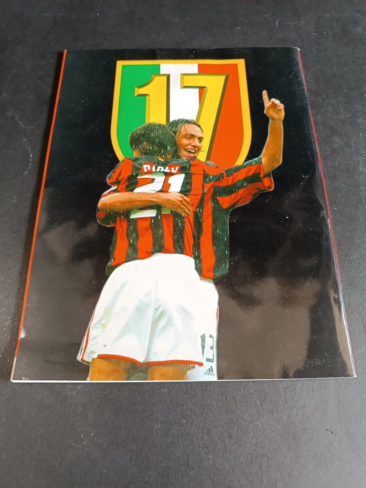 rivista FORZA MILAN - anno 2004 - SPECIALE con adesivi e poster