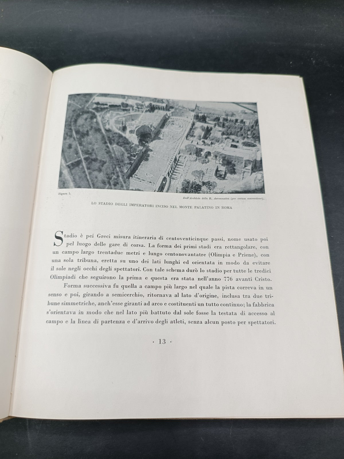 Volume illustrato Stadi Esempi, tendenze, progetti Hoepli 1934