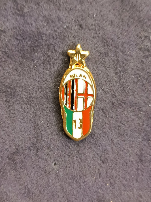 old pins Pin Badge Spilla A.C.Milan ovale 13 stella scudetti senza piedino 258