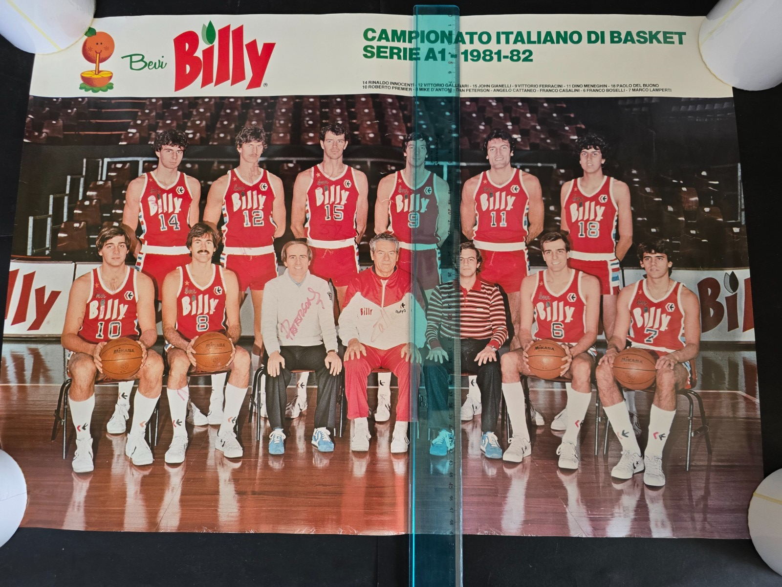BILLY Olimpia Milano Basket  1981/82 poster autografato da qualche giocatore