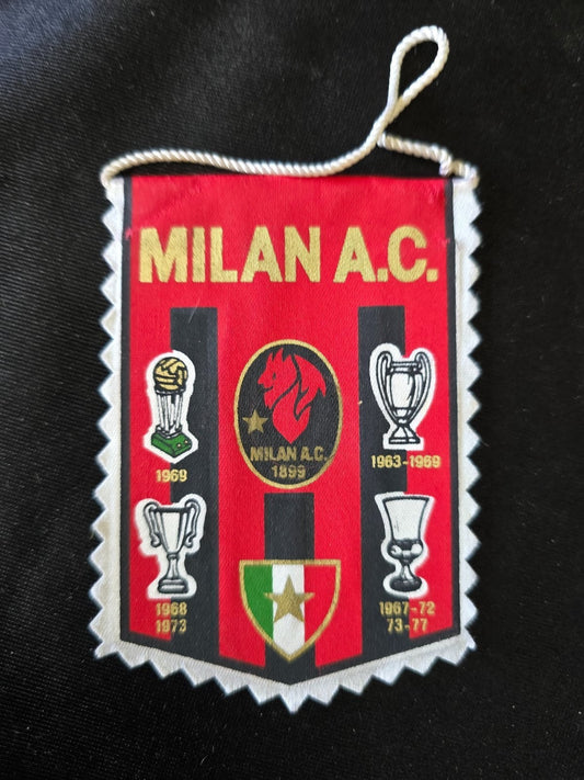 A.C. Milan 1899 mini gagliardetto anni 60/70 2