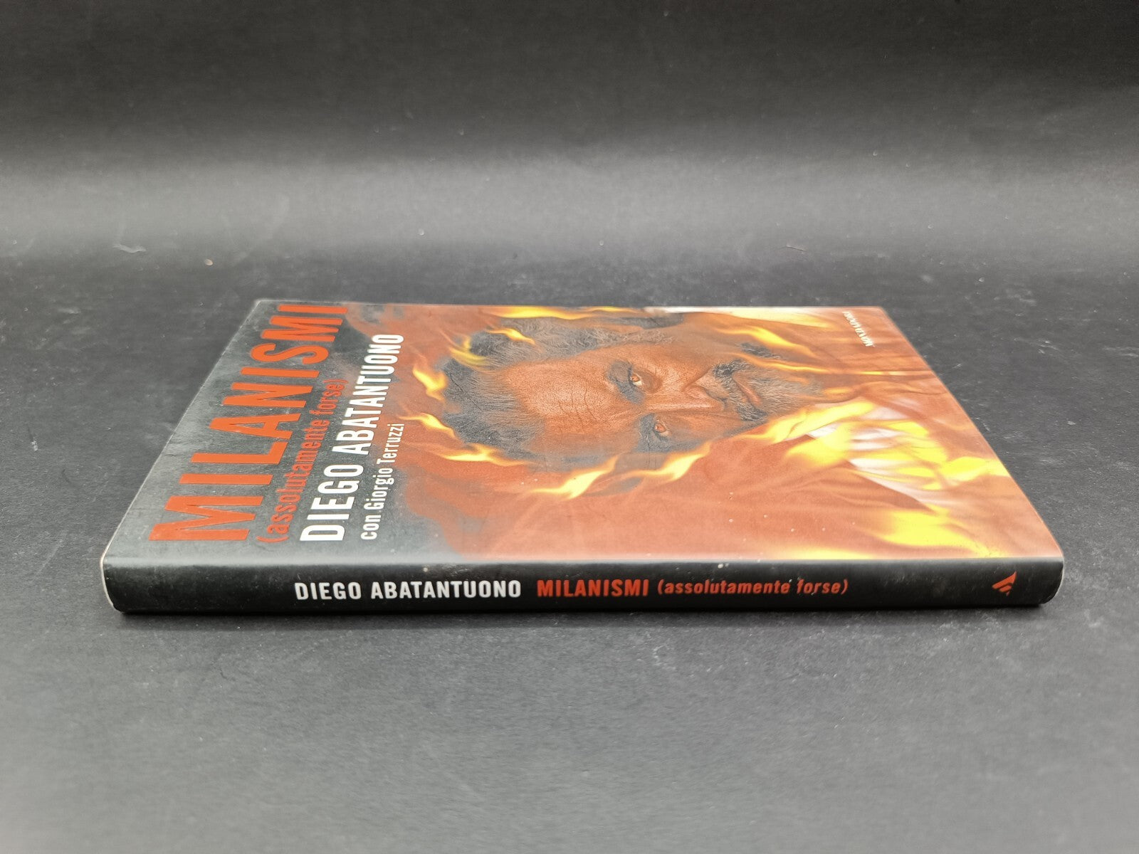 Libro Mondadori Milanismi Diego Abatantuono