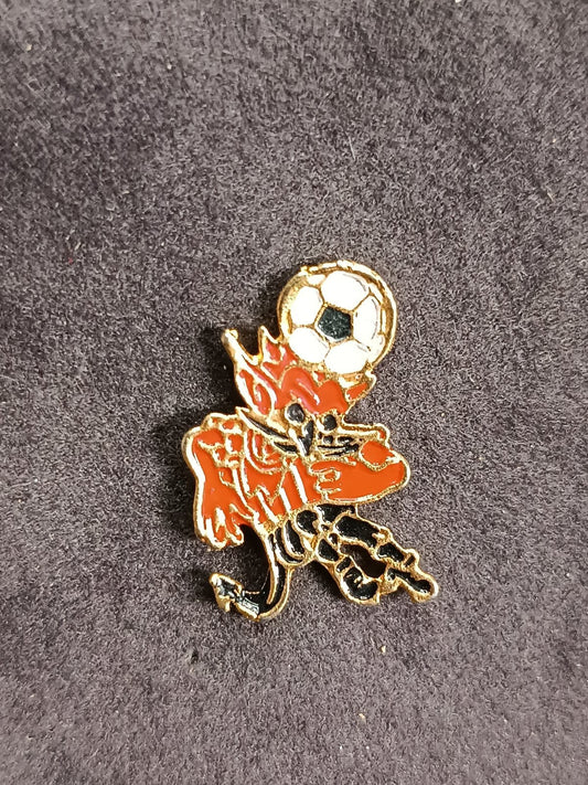 Old Pins Pin Badge Spilla A.C.Milan Diavolo rossonero senza piedino 297