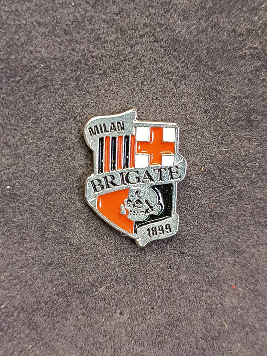 Old Pins Pin Badge Spilla A.C.Milan Brigate Rossonere BRN no fermapiedino 380