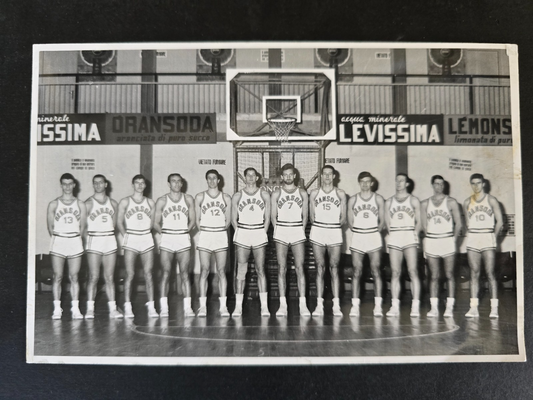 ORANSODA Cantu' Basket foto originale anni 60/70 con qualche autografo sul retro