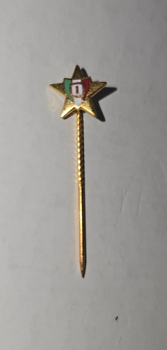 Spilla Pins originale INNOCENTI MILANO  Basket pallacanestro anni 70/80 Lorioli