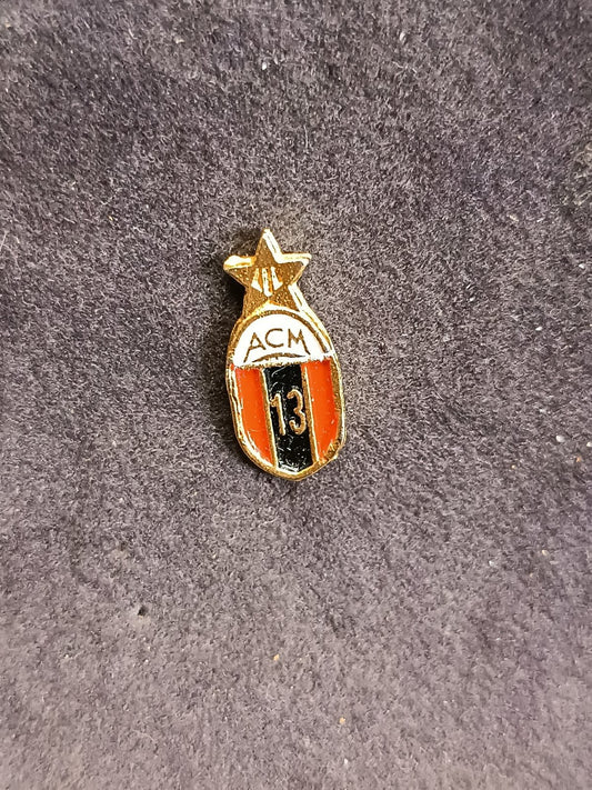 old pins Pin Badge Spilla A.C.Milan ovale 13 stella scudetti senza piedino 262