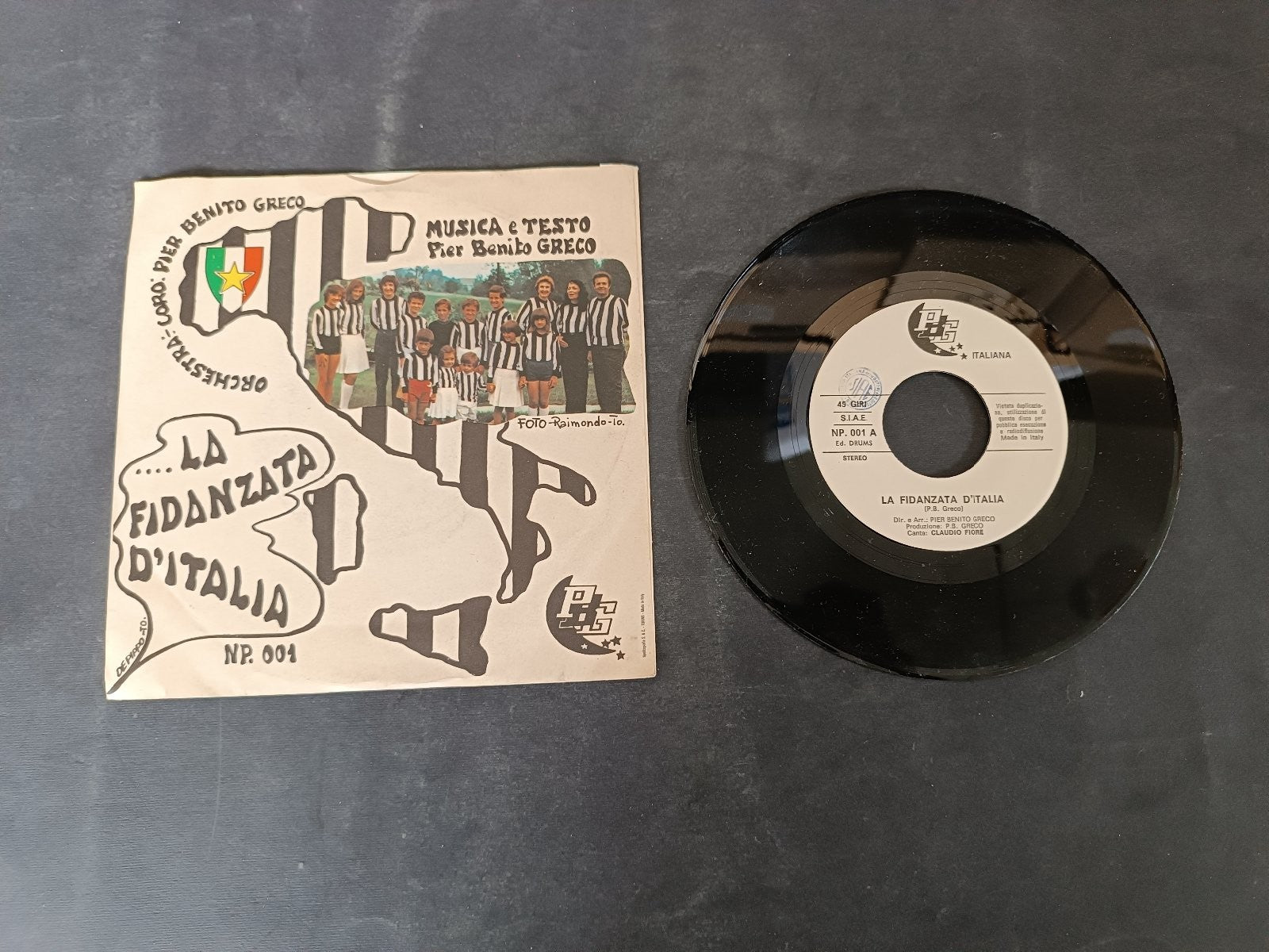 disco 45 giri La fidanzata d'Italia Juventus  Greco ed Drums