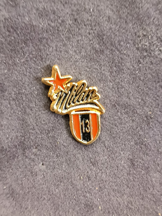 Old Pins Pin Badge Spilla A.C.Milan 13 stella senza piedino 275